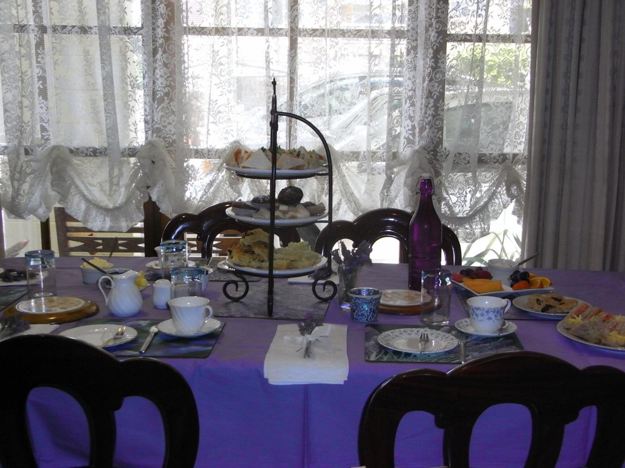 Lavender House Bed & Breakfast Entrance Exterior foto