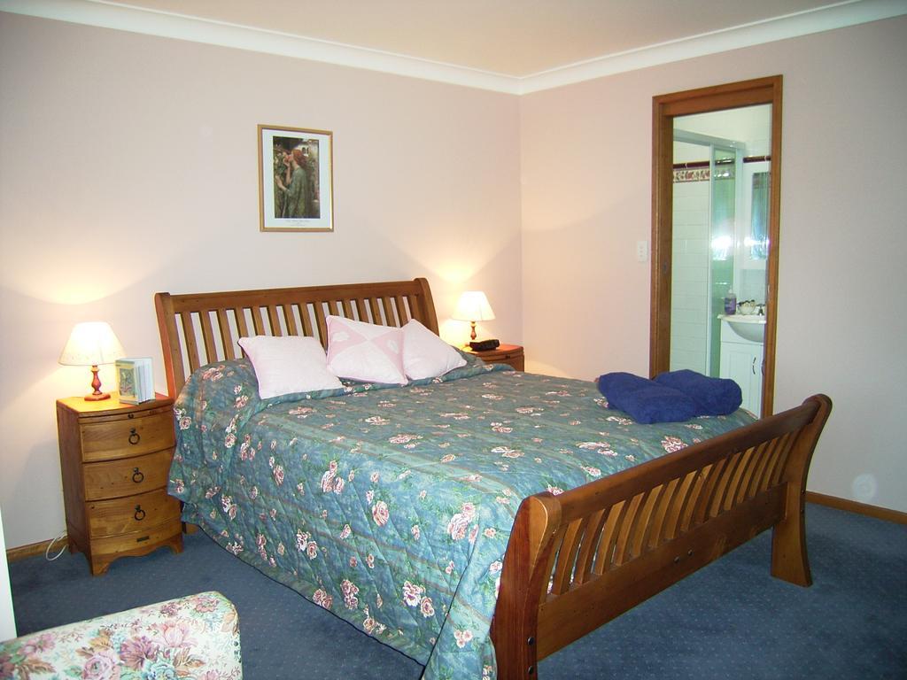 Lavender House Bed & Breakfast Entrance Exterior foto