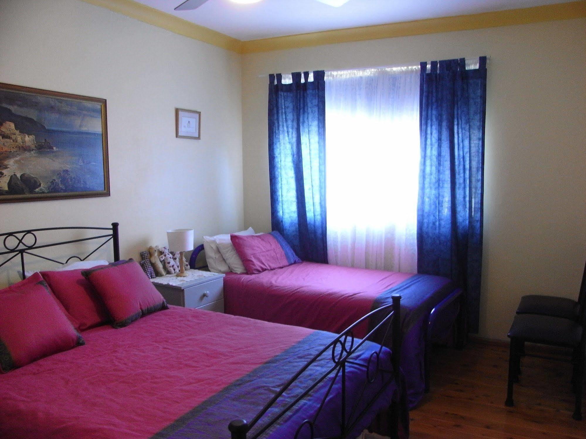 Lavender House Bed & Breakfast Entrance Exterior foto