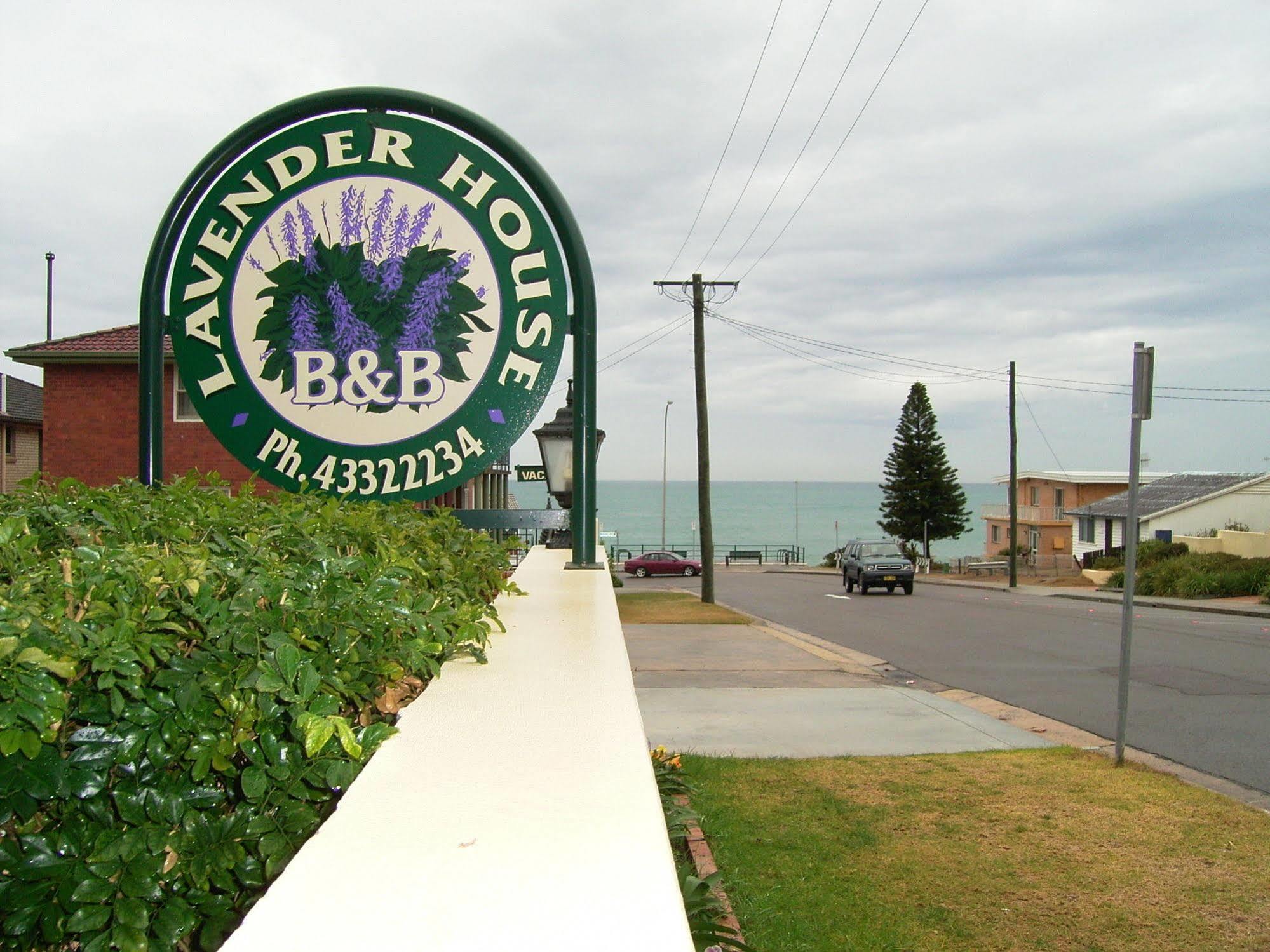 Lavender House Bed & Breakfast Entrance Exterior foto